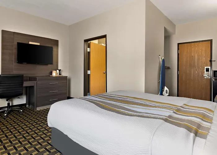 Surestay Plus Hotel By Best Western Tulsa East