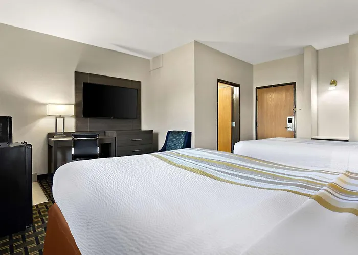 Surestay Plus Hotel By Best Western Tulsa East