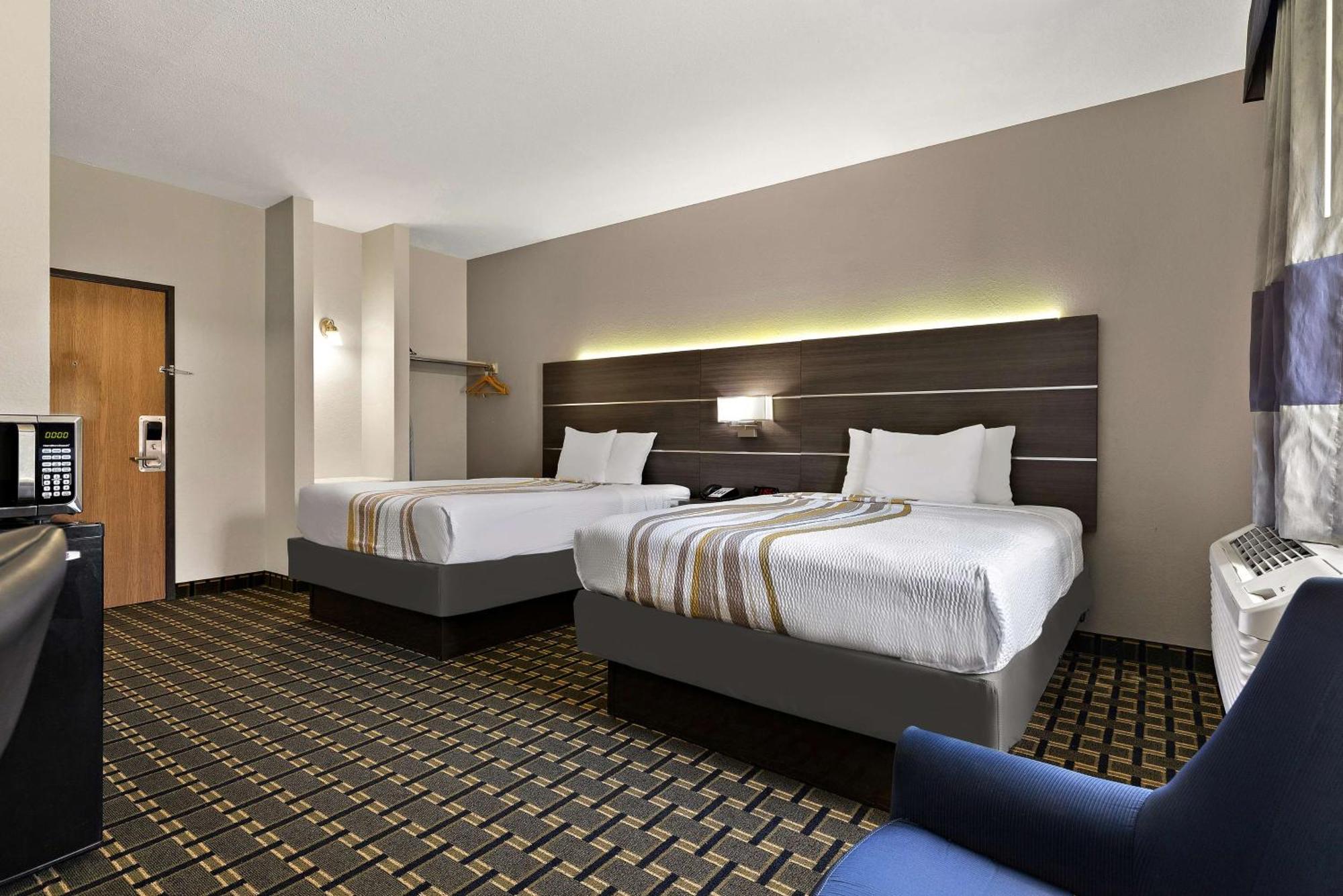 Surestay By Western East Hotel Tulsa